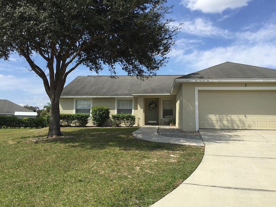 1st image of 7 Crickett Ln