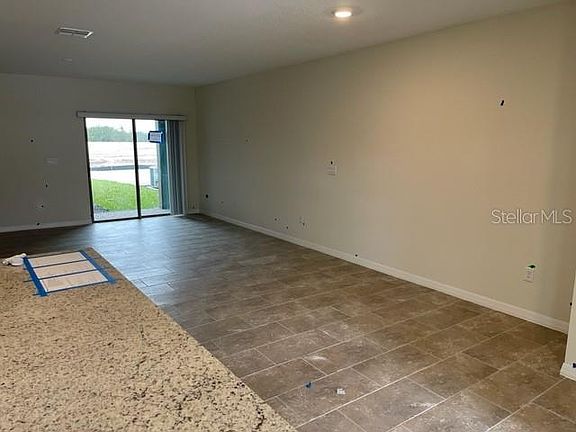 5th image of 10036 Salt Point Dr