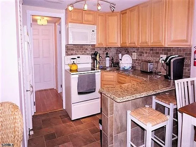 9510 Amherst Ave #135 — Photo 7