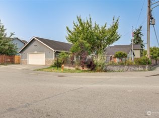 10722 60th Ave NE, Marysville, WA