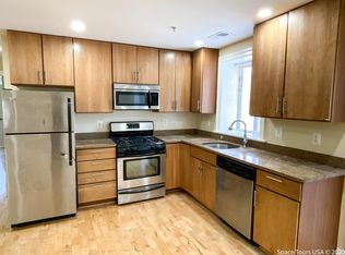 306 Atlantic St SE #B, Washington, DC 20032