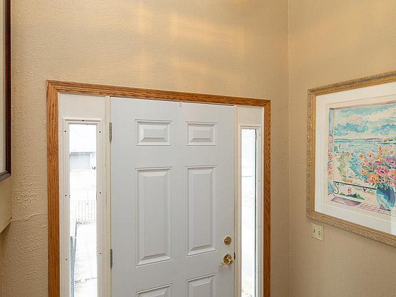 3rd image of 6055 Scenic Rd