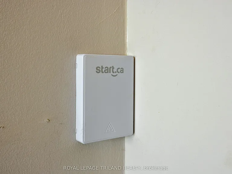 155 Kent St #606 — Photo 28