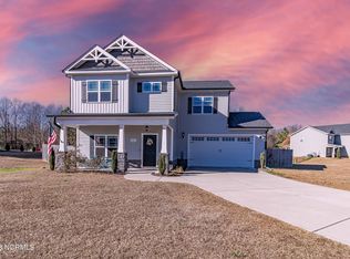 101 Stafford Dr, Pikeville, NC 27863