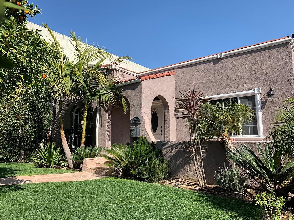 1st image of 1036 N Ogden Dr