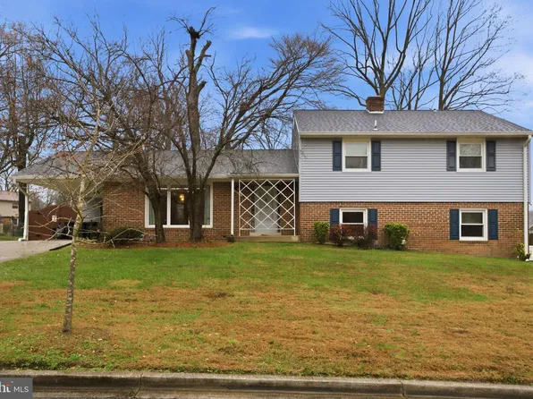 12101 Hunterton St, Upper Marlboro, MD 20774