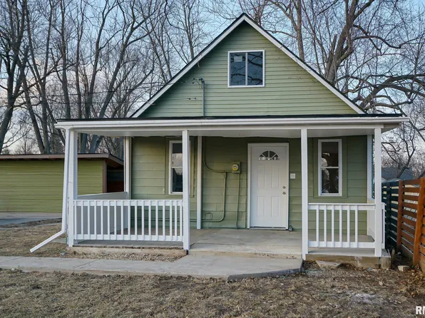 105 Groveland St, East Peoria, IL 61611