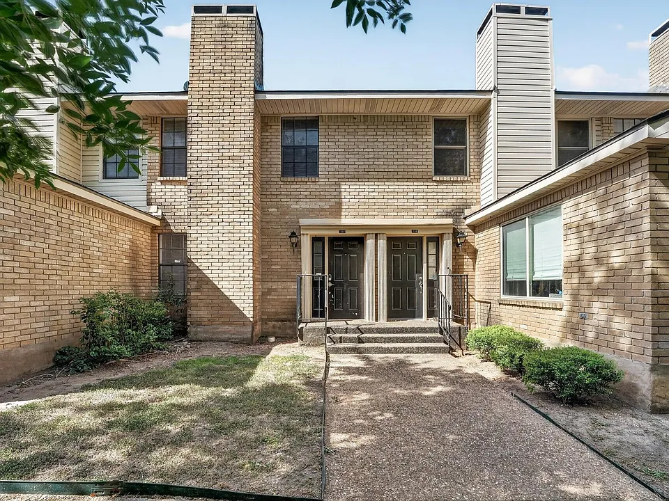 8400 Jamestown Dr #512