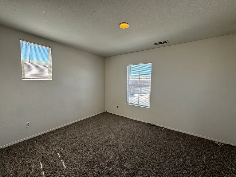 14042 Jockey Ln — Photo 12