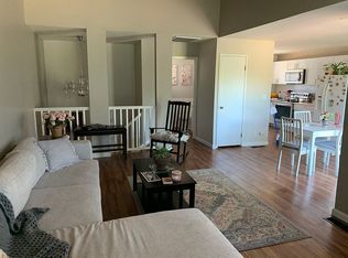 8353 La Riviera Dr, Sacramento, CA 95826