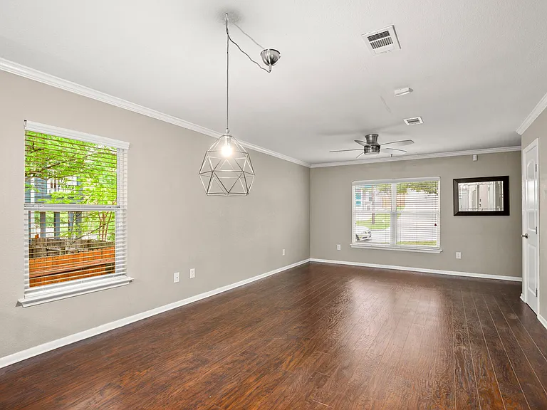 1709 J J Seabrook Dr — Photo 3