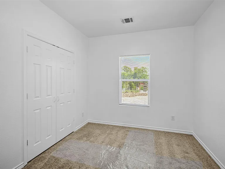 9932 Fillmore St — Photo 14