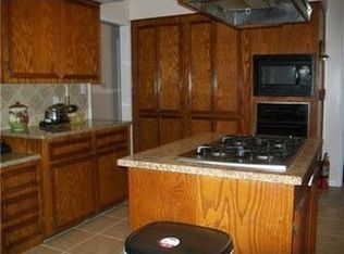 5515 Sunset Trl, Robstown, TX 78380