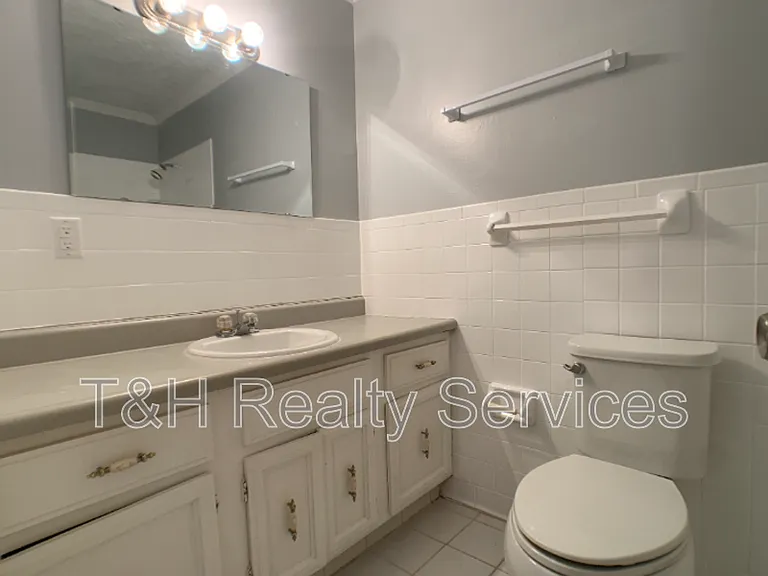 7649 Southfield Dr — Photo 19