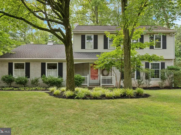 1217 Dickerson Rd, North Wales, PA 19454