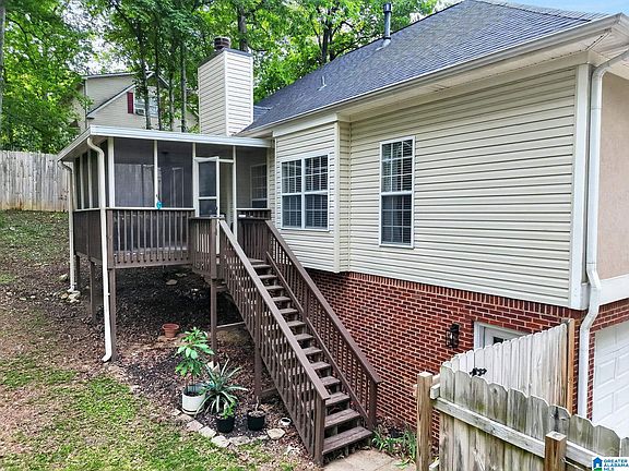 2nd image of 6071 Woodvale Dr