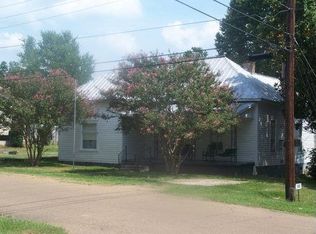1600 Eckford St, Water Valley, MS 38965