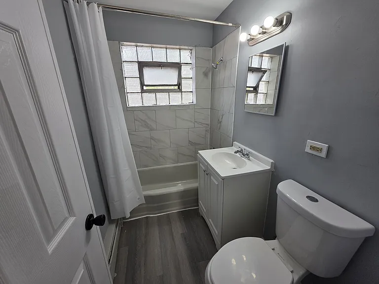 5106 26th St #6 — Photo 3