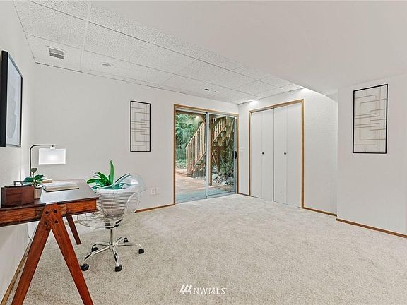 3rd image of 22041 NE 1st St