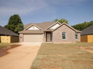 3240 Sundance St, Springdale, AR 72764