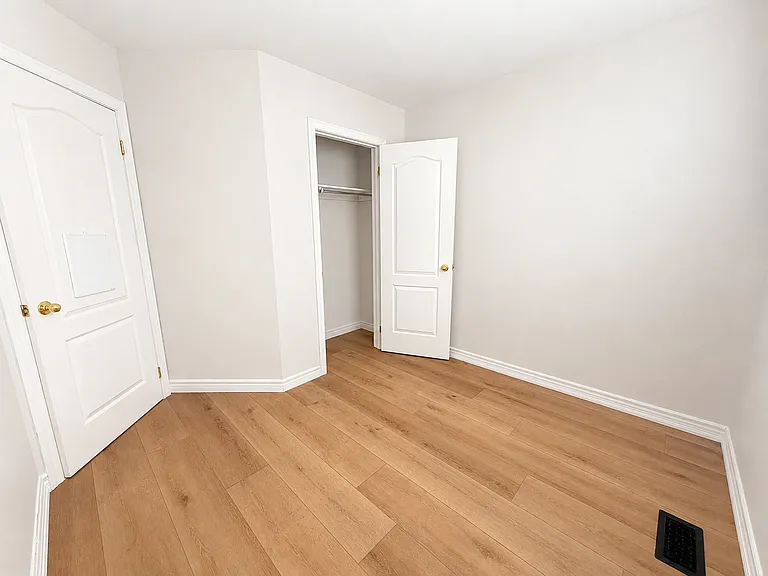 204 Springstead Ave — Photo 14