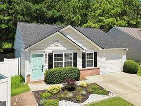 203 Oak Grove Ln, Acworth, GA 30102