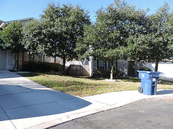 3rd image of 26115 Phillips Pl