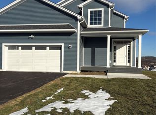 34 Dartmouth Drive, Poughkeepsie, NY