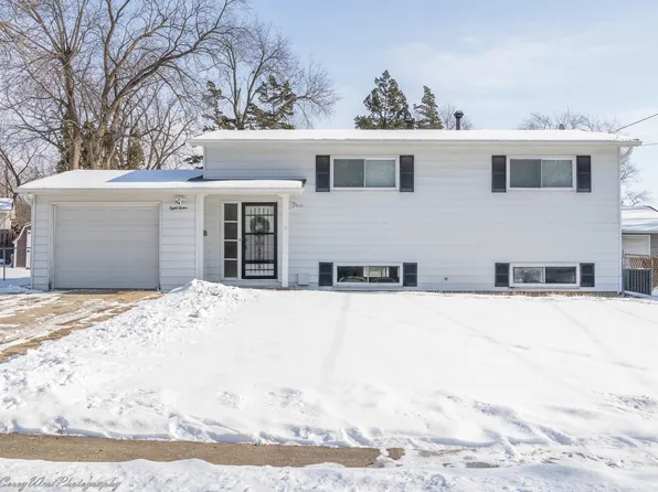 812 Haish Blvd, Dekalb, IL 60115