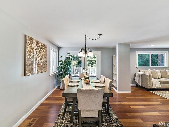 5th image of 14517 201st Ave SE