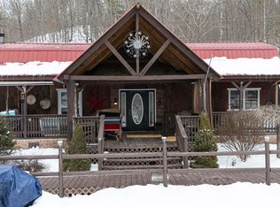 35 McIntyre Rd, Center Point, WV 26339