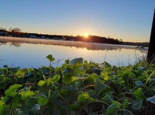 731 Paradise Island Dr, Defuniak Springs, FL 32433