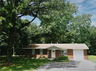 7435 S Sawmill Rd, Atoka, OK 74525