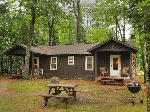 1st image of 8208 Deer Run Dr #8-9