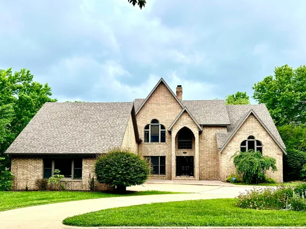 1320 W Northwood Street, Bolivar, MO 65613