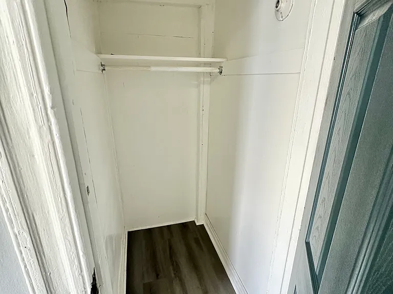 169 Johnson Ave #2R — Photo 9