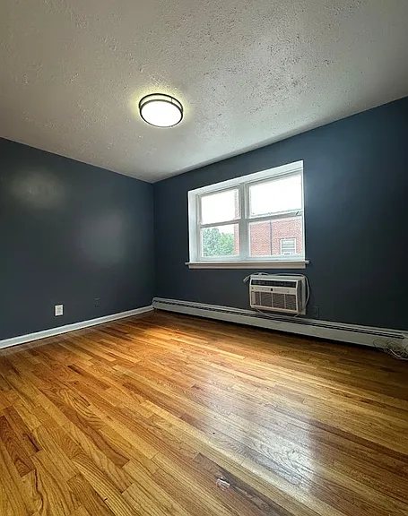 128 E7th St #309 — Photo 4