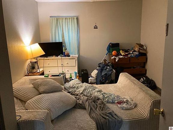 4th image of 133 Farley Pl