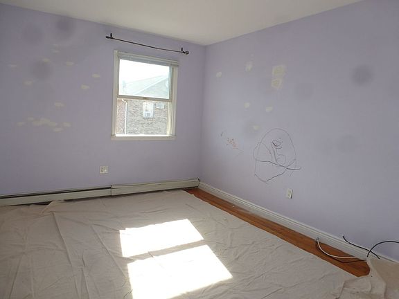 3rd image of 15653 75th St
