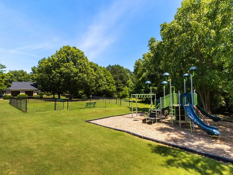 Lakeside Villas — Photo 34