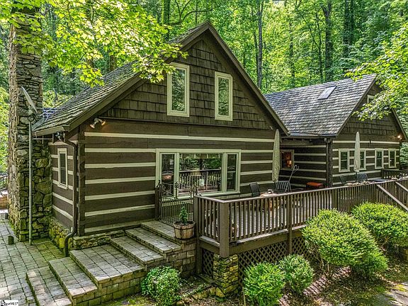 2nd image of 980 Mountain Forest Dr