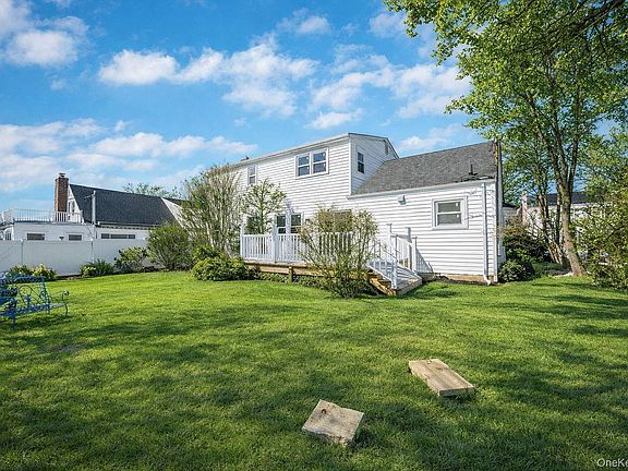 3rd image of 420 Devonshire Road