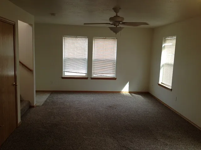 246 SW Jefferson St — Photo 4