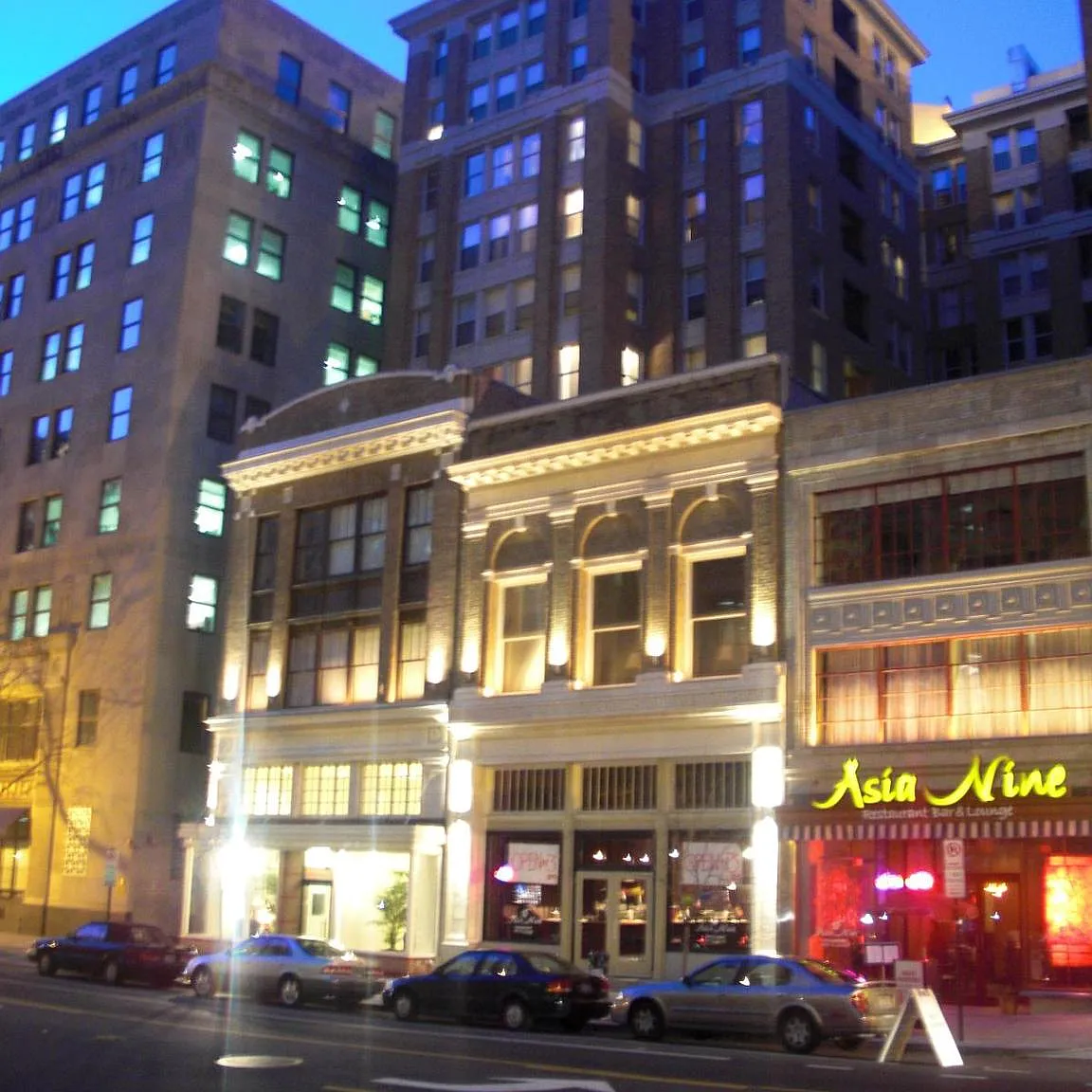 Central — Photo 2