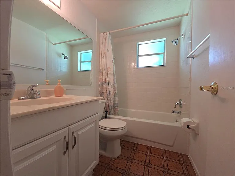 4136 S Lockwood Ridge Rd — Photo 16