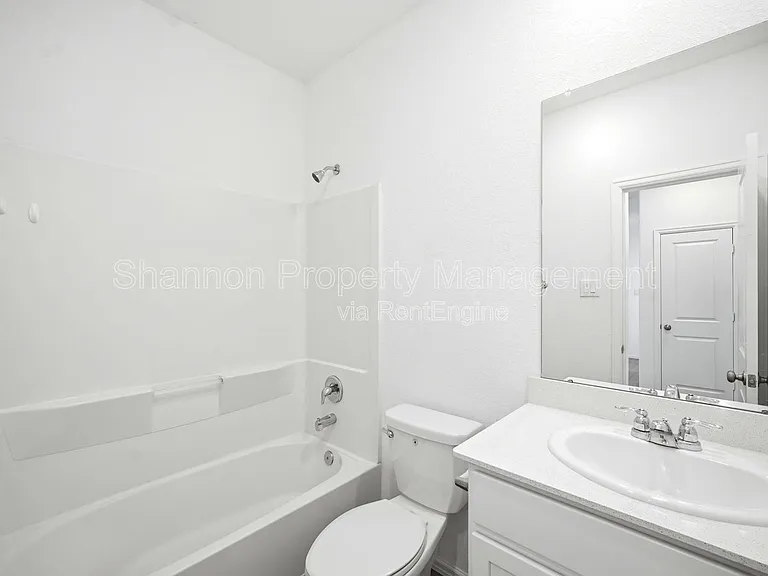 3002 Delancey Bend Way — Photo 25