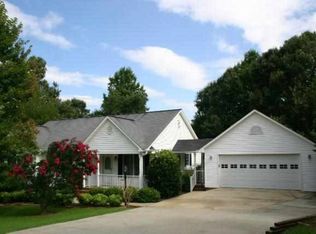 144 Samantha Dr, Inman, SC 29349