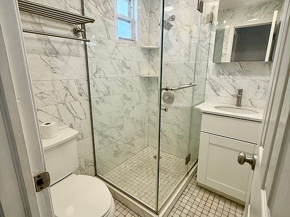 4th image of 107-24 131st St #1