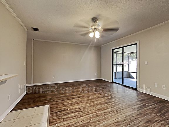4th image of 612 John Hancock St