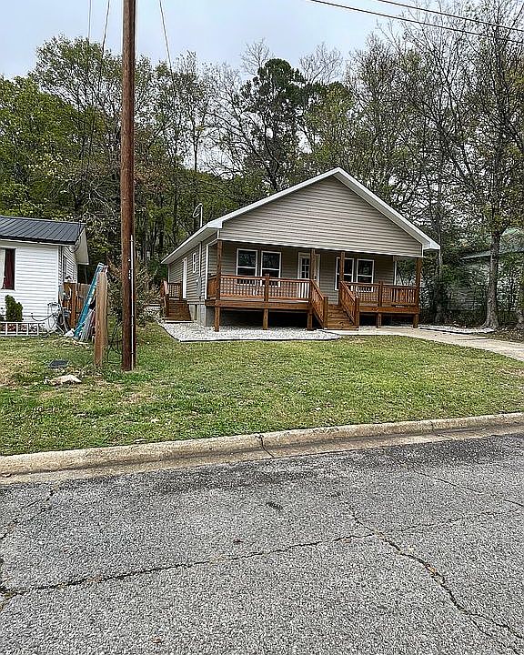 1st image of 206 Wood St